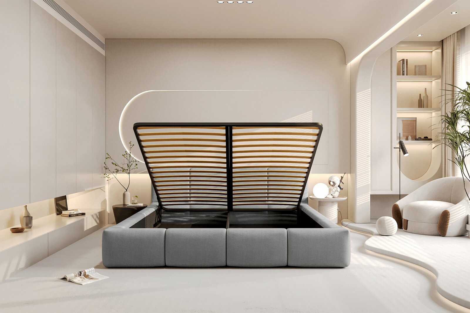 Modernes graues Polsterbett mit hochgeklapptem Lattenrost und geräumigem Bettkasten, frontal in einem hellen, luxuriösen Schlafzimmer gezeigt