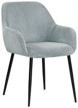 Grauer Armlehnstuhl mit geripptem Stoffbezug und schwarzen Metallbeinen, seitliche Perspektive