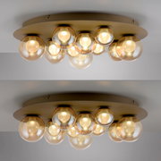 LED-Deckenleuchte mit mehreren kugelförmigen Glaskörpern, seitliche Perspektive