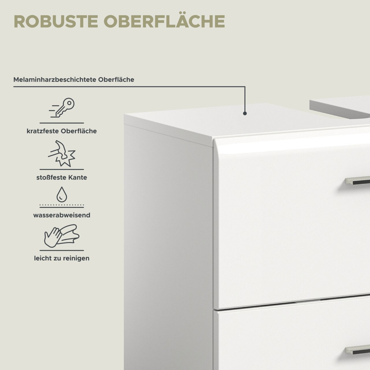 Nahaufnahme aus schräger Vorderansicht eines weißen Möbelkorpus mit melaminharzbeschichteter, robuster Oberfläche; kratzfest, stoßfeste Kante, wasserabweisend und leicht zu reinigen.