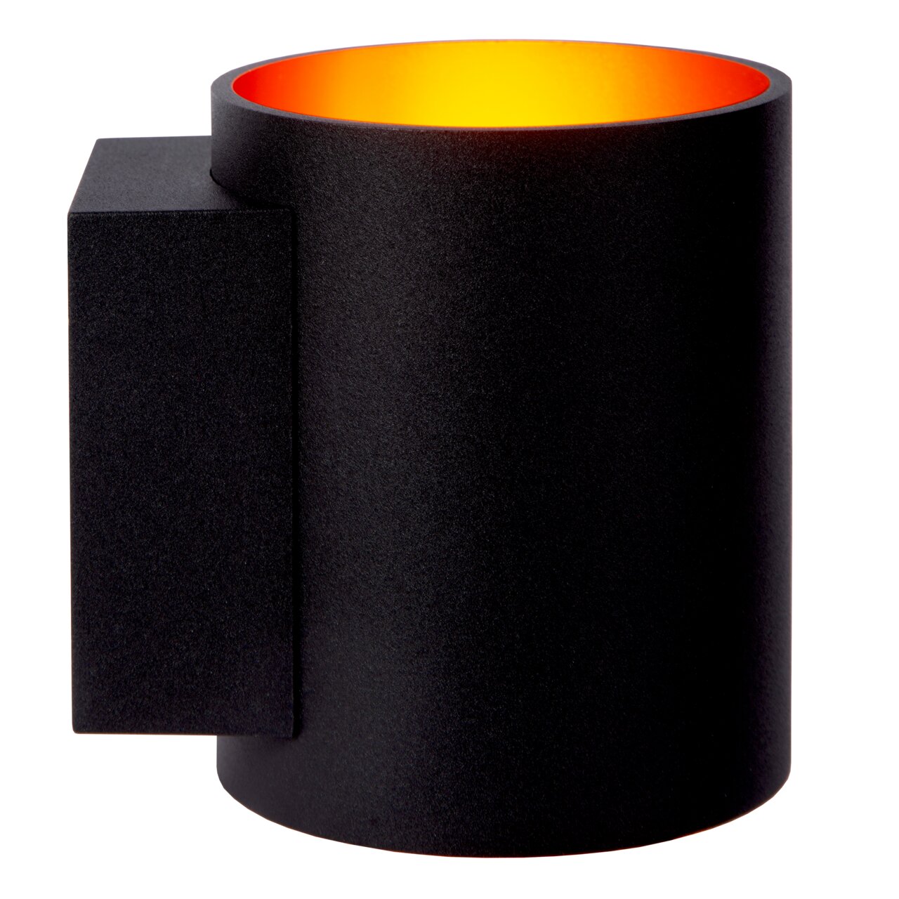 Zwarte cilindervormige wandlamp met oranje binnenkant, zijaanzicht