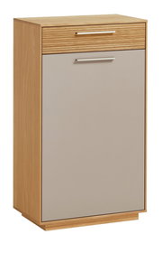 Schuhkommode aus Holz mit einer Schublade und einer Tür, frontal fotografiert