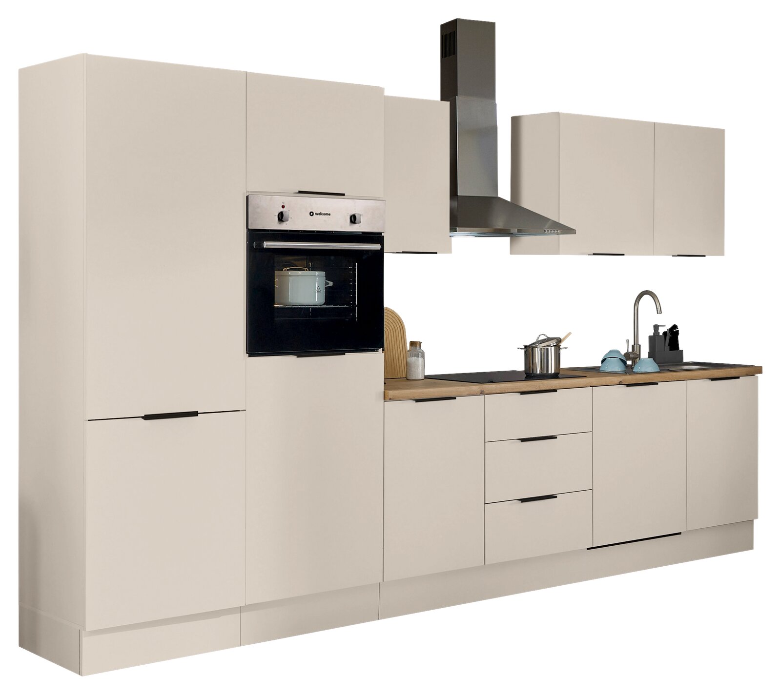 Moderne Küchenzeile in cremefarbenem Design mit eingebautem Backofen, Dunstabzugshaube und Spüle, seitliche Perspektive