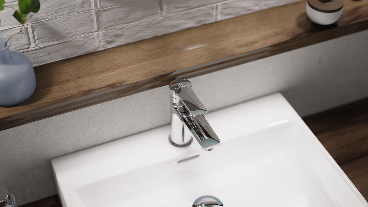 Moderne Waschtischarmatur aus Chrom in einer stilvollen Badezimmerumgebung, von oben betrachtet.