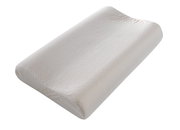 Orthopädisches Schlafkissen in Seitenansicht, ergonomisch geformt und mit weichem, strukturiertem Bezug.