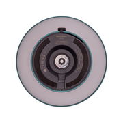 Unteransicht einer AKKU-Tischleuchte mit integriertem JBL-Speaker, zeigt die Basis mit technischen Details und Markenlogo.