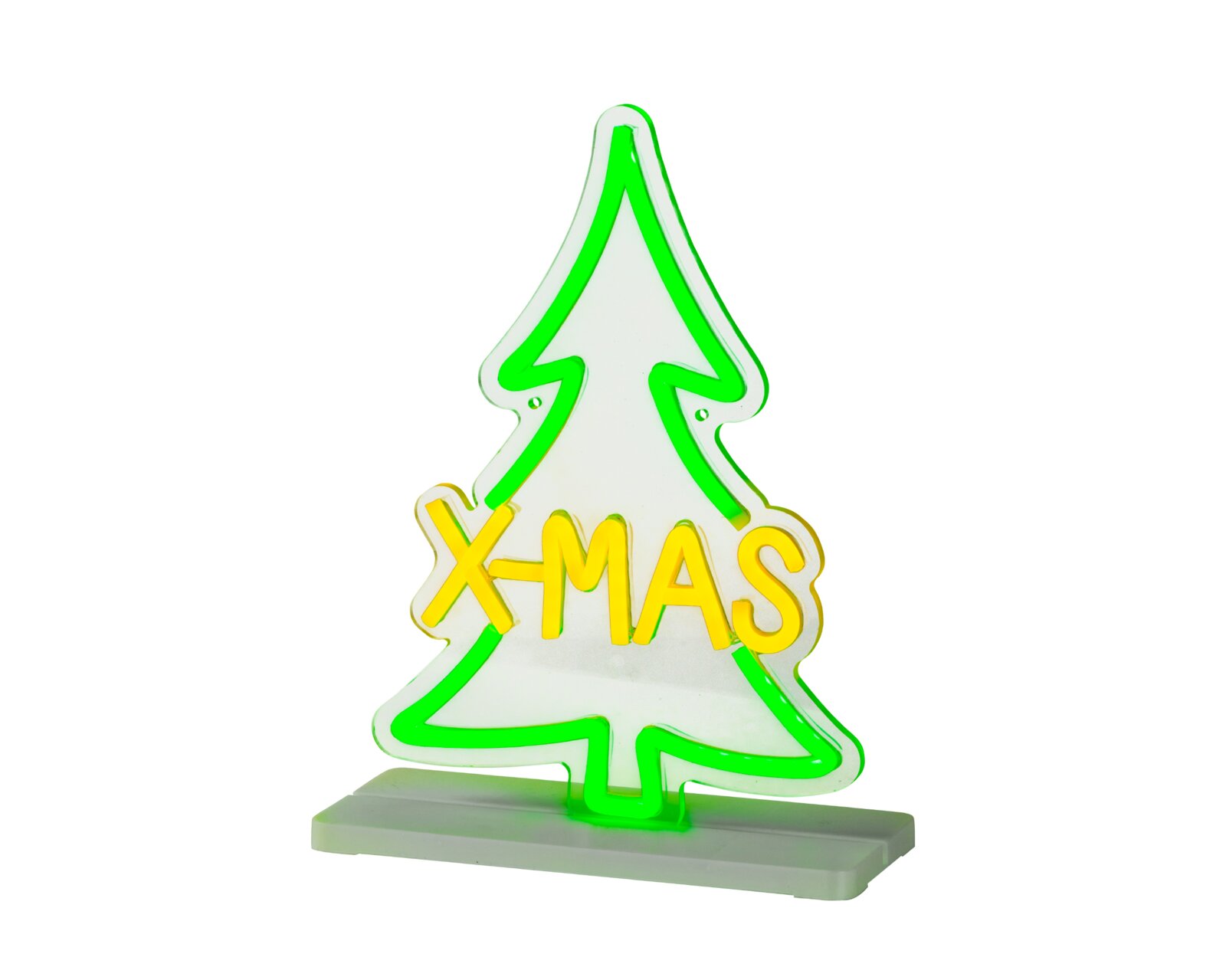 Leuchtende Weihnachtsdekoration in Tannenbaumform mit grüner Kontur, gelbem X-MAS-Schriftzug und weißem Standfuß, frontal leicht von oben betrachtet