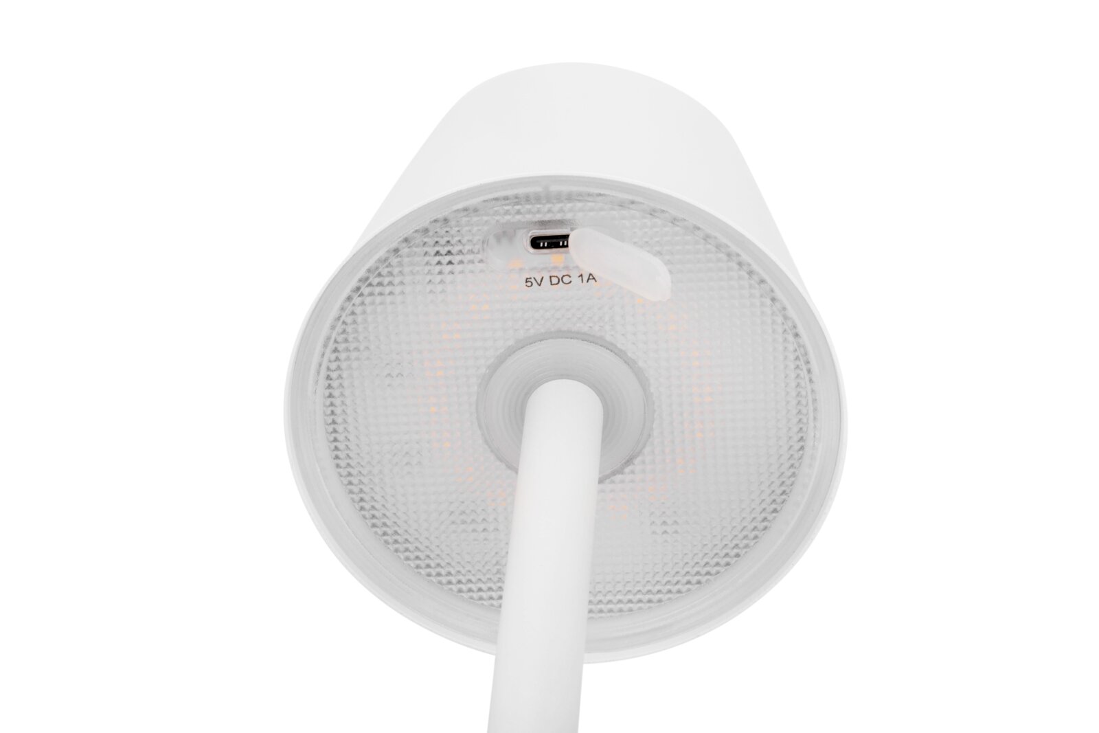 Onderaanzicht van een witte accu-tafellamp met USB-C-aansluiting.