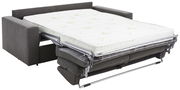 Funktionssofa in ausgeklappter Position mit Matratze, seitliche Perspektive