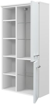 Weißer Midischrank mit offenen Türen, zeigt mehrere Regalböden aus Holz und Glas, perspektivisch von vorne rechts.