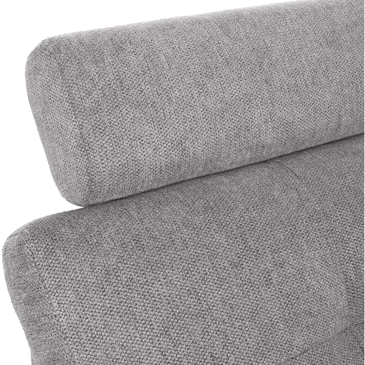 Hom´in Wohnlandschaft MAURIS Nahaufnahme einer grauen Stoffpolsterung mit strukturiertem Gewebe, perspektivisch von der Seite aufgenommen.