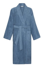 Blauer Bademantel mit Schalkragen und Gürtel, Vorderansicht