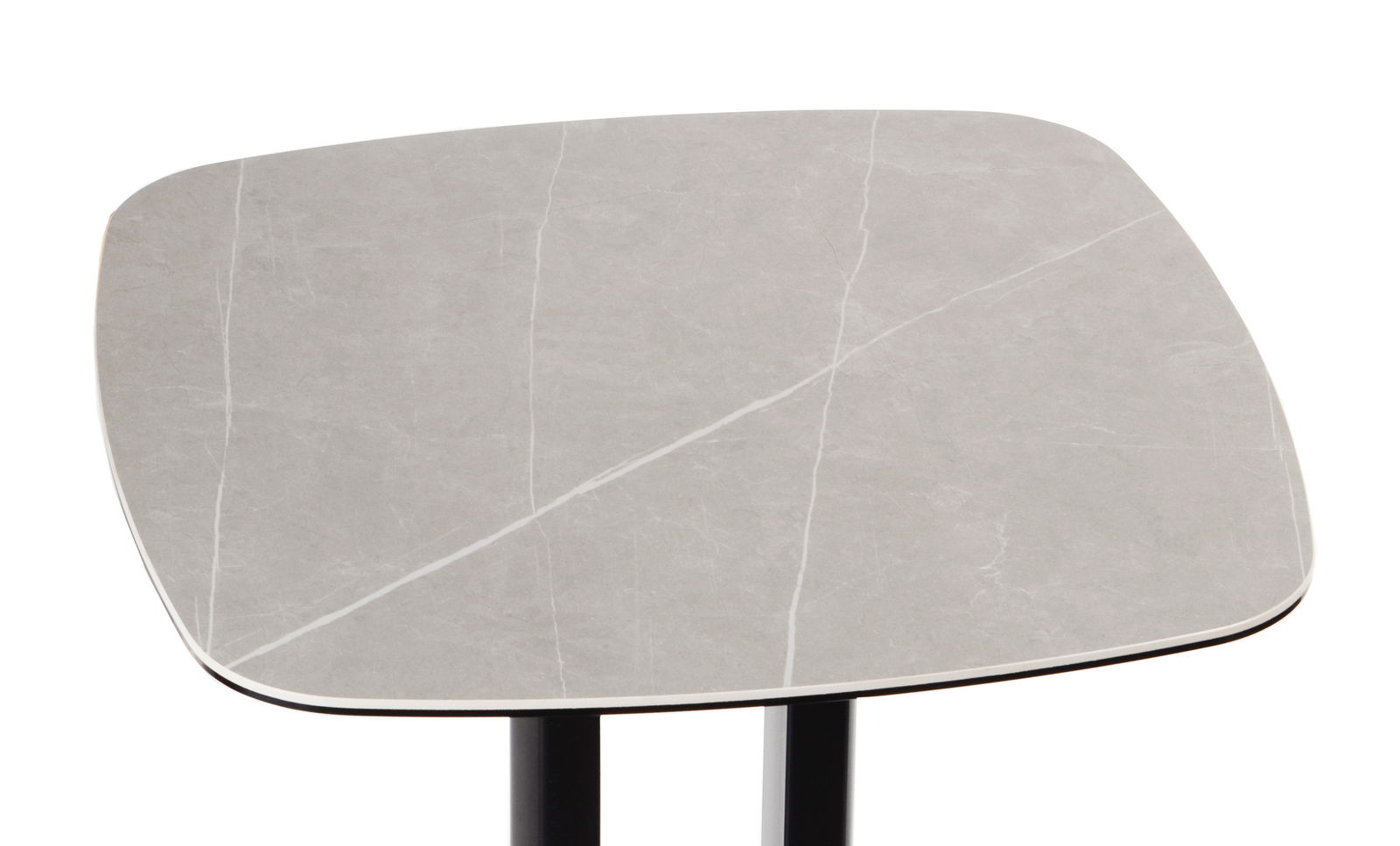 Bartisch mit grauer, marmorierter Tischplatte aus der Vogelperspektive