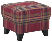 Hocker mit buntem Karomuster, seitliche Perspektive