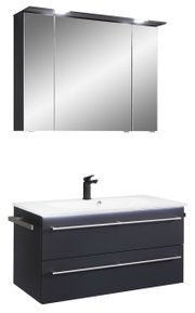 Moderne Badkombination mit Spiegelschrank und Waschbeckenunterschrank, frontal betrachtet