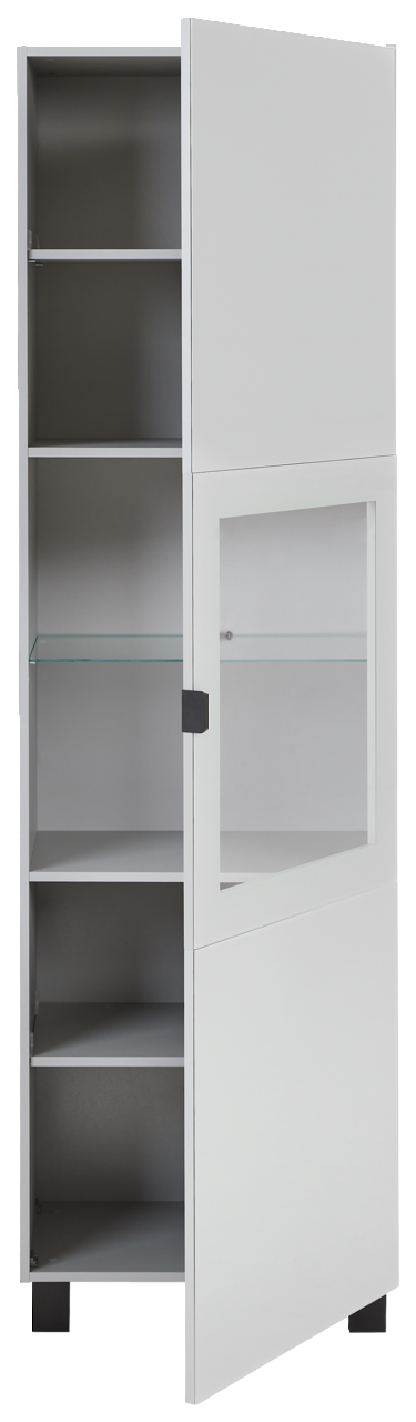 Weiße Vitrine mit teilweise geöffneter Tür, Glasregal und mehreren Fächern, seitliche Perspektive