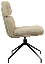 Moderner Stuhl mit gepolsterter Sitzfläche und Rückenlehne, seitliche Ansicht, auf schwarzem Metallgestell.