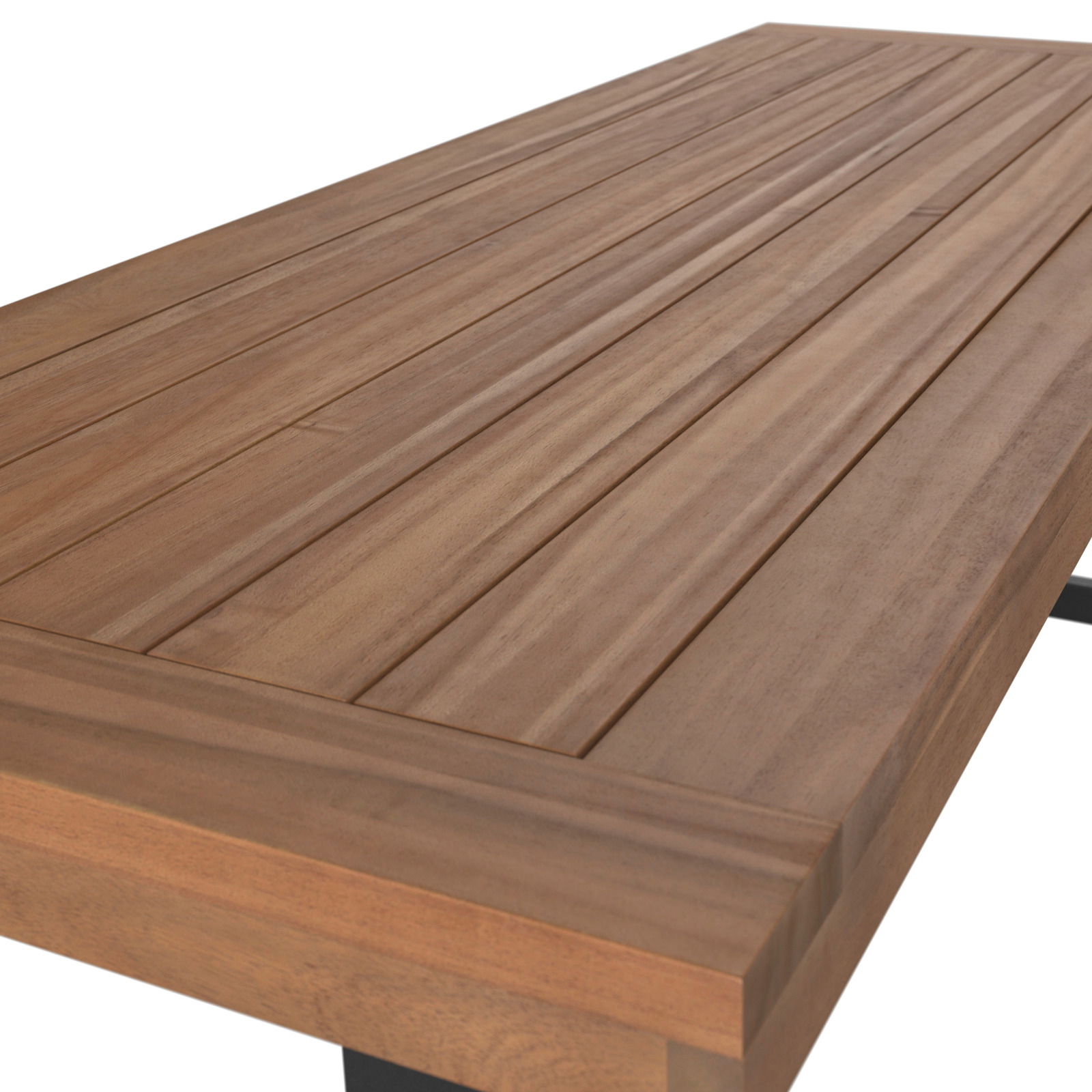 Nahaufnahme eines rechteckigen Gartentisches aus Holz mit klaren Linien und natürlicher Holzmaserung, perspektivisch von der Seite aufgenommen.