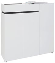 Moderner XL-Schuhschrank mit drei Türen und einer Schublade in Weiß, seitliche Perspektive