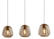 Drei moderne Pendelleuchten aus Holz mit offenen, käfigartigen Schirmen, die von der Decke hängen. Frontalansicht.