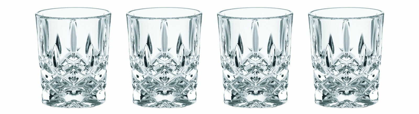 Nachtmann Stamper 4er-Set NOBLESSE Vier Kristallgläser aus dem Stamper Noblesse 4er-Set, frontal fotografiert.