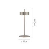 Moderne Tischleuchte Q-ROTATE in silberner Farbe, zylindrischer Lampenschirm, seitliche Ansicht, Höhe 39-40 cm, Durchmesser 16 cm.