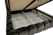 Gestoffeerd bedframe met open lattenbodem, zijaanzicht