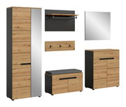Modernes Flur-Garderobenmöbel-Set in Holzoptik mit anthrazitfarbenen Seiten, bestehend aus hohem Schrank, Schuhbank mit Sitzpolster, Kommode, Wandpaneel mit Ablage und Kleiderstange, Hakenleiste und Spiegel, freigestellt auf Weiß, Perspektive: frontale An