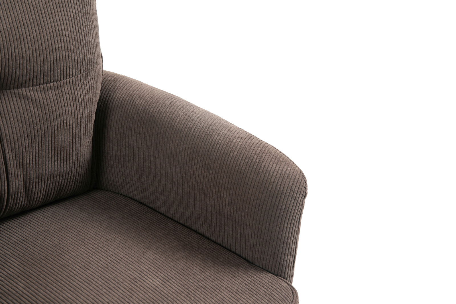 Nahaufnahme eines Sessels mit braunem, geripptem Stoffbezug, Blick auf die Armlehne und Sitzfläche.