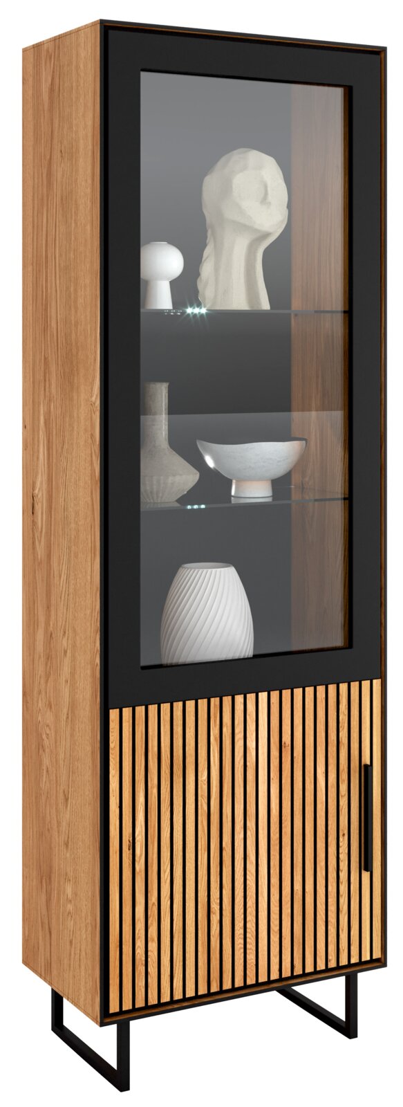 Moderne Vitrine aus Holz mit Glastür, seitlicher Perspektive, zeigt dekorative Objekte auf Glasregalen.