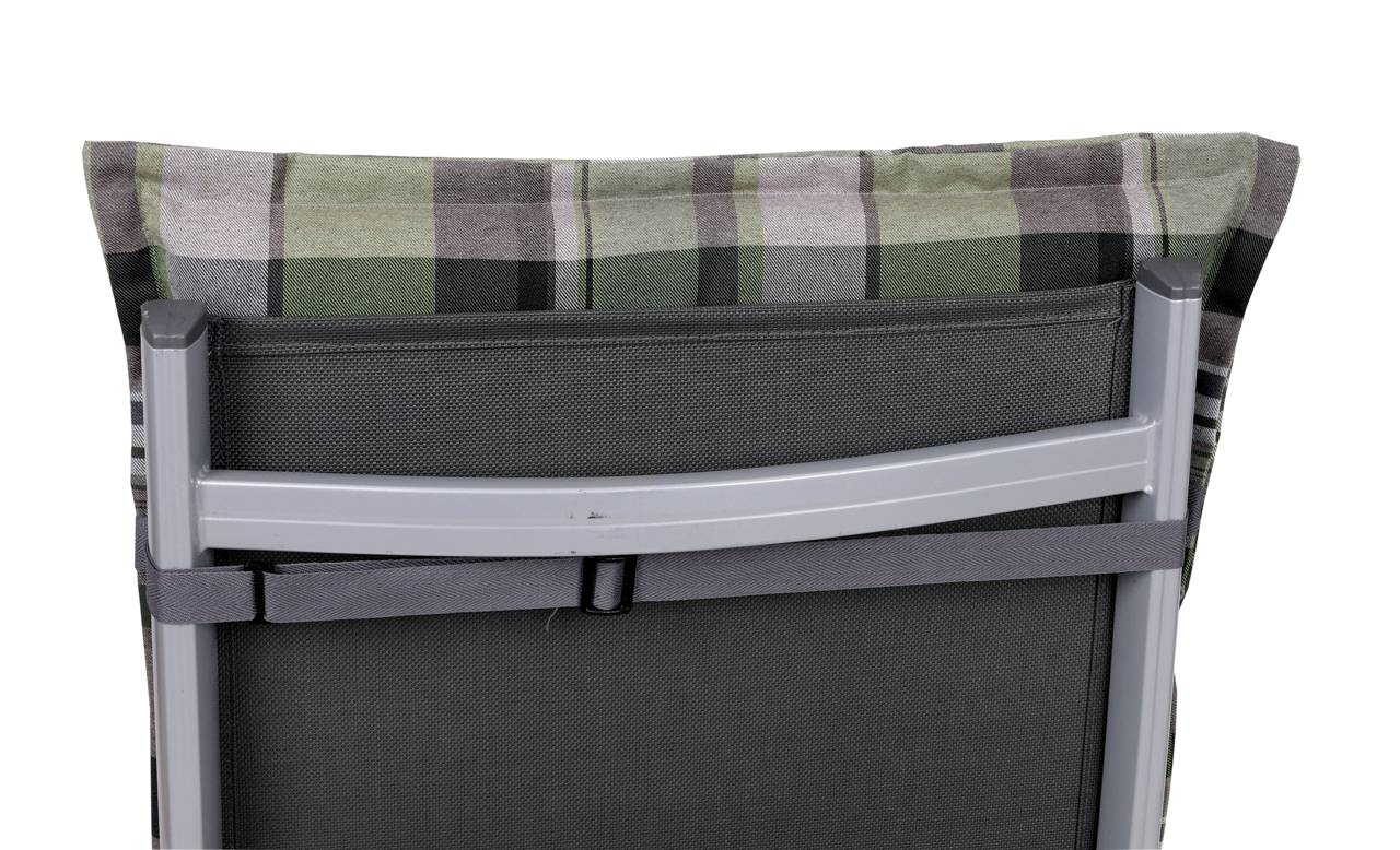 Rückansicht einer Sesselauflage mit grün-grauem Karomuster auf einem Metallstuhl.