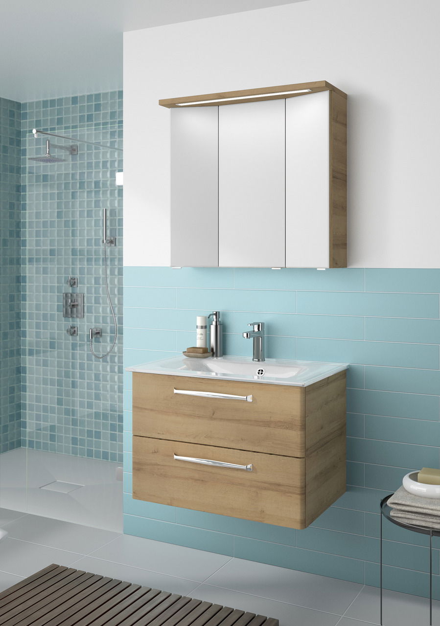 Moderner Badblock mit Holzoptik und weißem Waschbecken, frontal betrachtet.