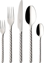 Besteckset mit fünf Teilen, bestehend aus Gabel, Messer, Esslöffel, Teelöffel und Kuchengabel, mit gedrehtem Griffdesign, frontal abgebildet.