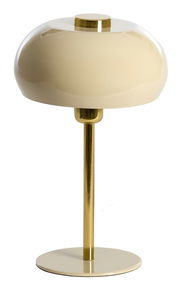 Elegante Tischleuchte mit rundem, cremefarbenem Schirm und goldfarbenem Standfuß, frontal abgebildet.