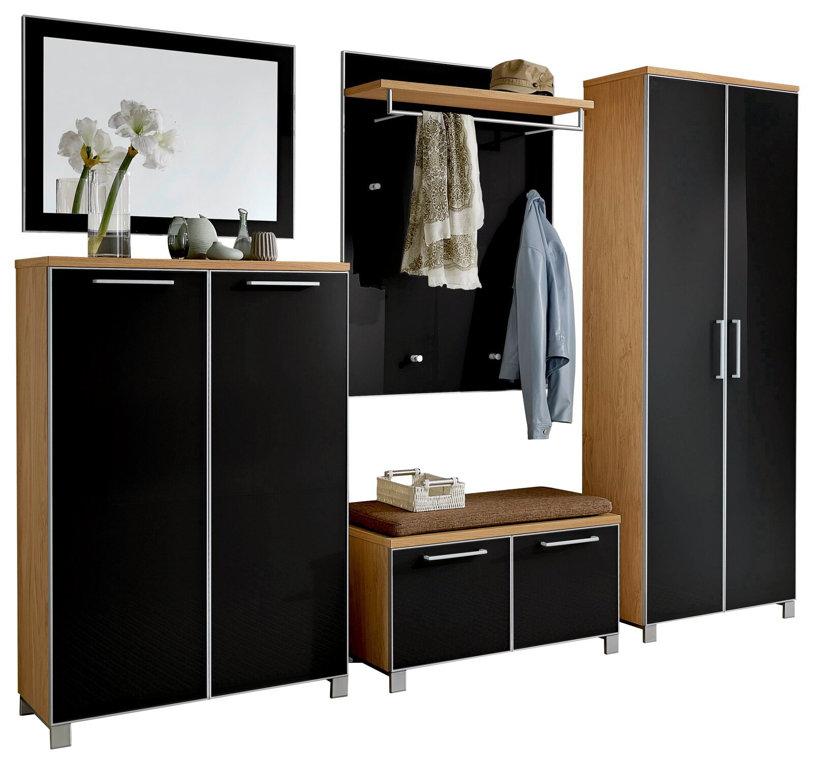 VOSS Garderoben-Set 6-tlg. SANTINA Garderoben-Set 6-tlg. in moderner Holz- und Schwarzoptik, bestehend aus einem Spiegel, zwei Schränken, einer Sitzbank und einer Garderobenleiste mit Haken, frontal betrachtet.