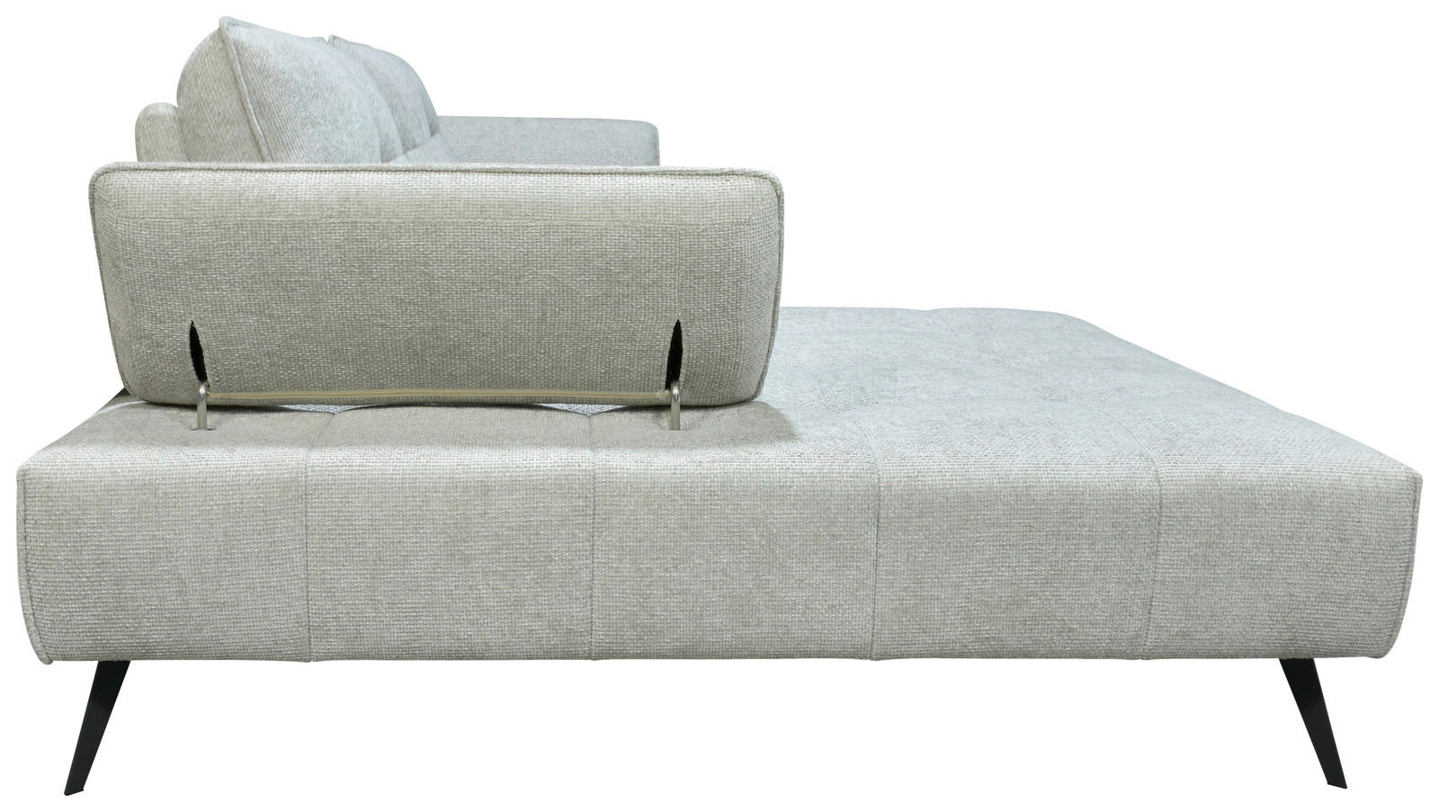 Seitenansicht einer modernen Longchairkombination in hellgrauem Stoff mit schwarzen Beinen.