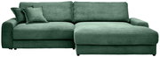 Grünes Cord-Ecksofa mit rechter Ottomane/Longchair, breiten Armlehnen und zwei Kissen, frontal von vorn freigestellt auf weißem Hintergrund