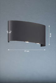 Moderne schwarze Wandleuchte mit gebogenem Design, seitliche Perspektive, Maße: 17 cm Breite, 8 cm Höhe, 5 cm Tiefe.