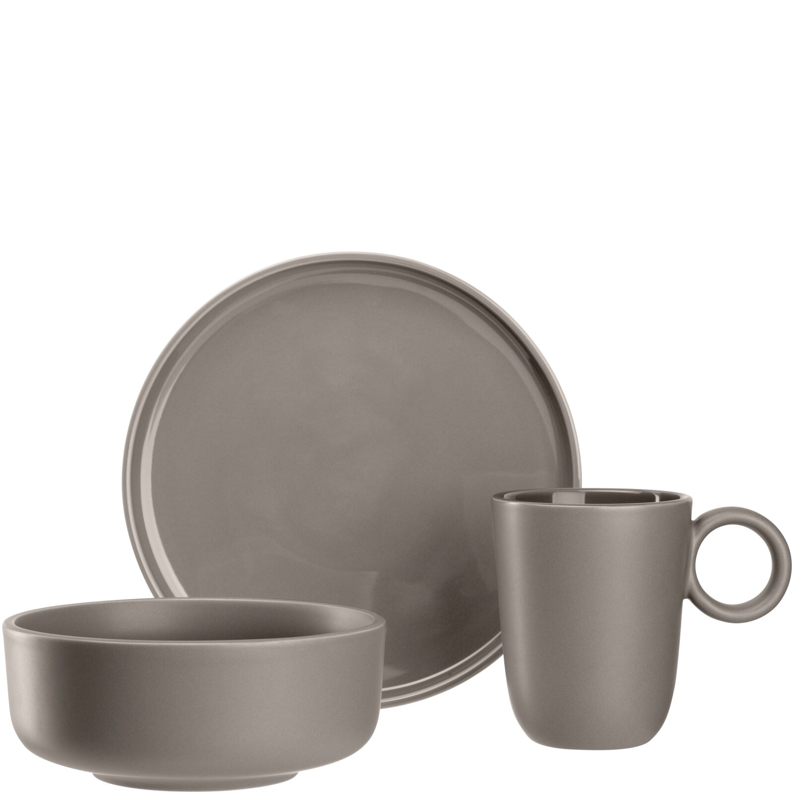 Frontalansicht eines 6-teiligen Frühstückssets in Taupe, bestehend aus einem Teller, einer Schale und einer Tasse.