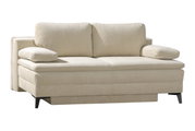 Beige Querschläfer-Sofa mit zwei Rückenkissen und Armlehnen, seitliche Perspektive