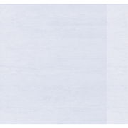 Nahaufnahme einer beigen Tischplatte mit natürlicher Steinoptik, von oben betrachtet.