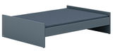 Modernes Bodenbett in Dunkelgrau, seitliche Perspektive