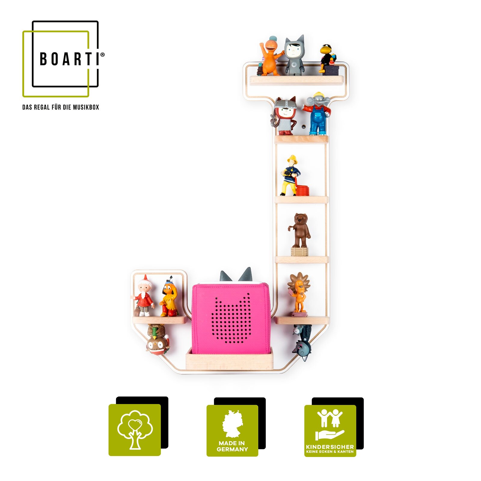 Frontansicht: Boarti Wandregal für eine Musikbox in Form des Buchstabens J aus Holz und Metall, mit mehreren kleinen Ablagen, dekoriert mit Spielfiguren und einer pinken Musikbox in der unteren Mitte.
