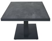 Moderner Garten E-Lifttisch in dunklem Design, frontal von der Seite betrachtet.