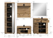 Garderoben-Set 5-teilig in Holzoptik, bestehend aus einem hohen Schrank mit Spiegel, einer Wandgarderobe mit Haken und Ablage, einem quadratischen Spiegel, einer Kommode mit Schubladen und einem Schuhschrank. Frontale Ansicht.