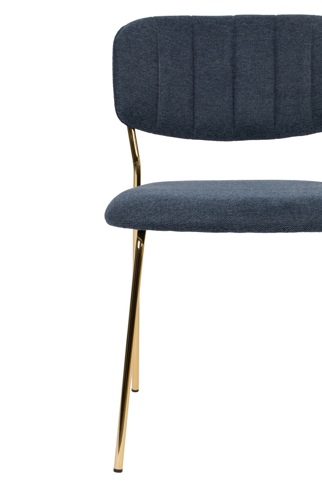 Moderner Stuhl mit blauem Stoffbezug und goldenen Metallbeinen, seitliche Perspektive