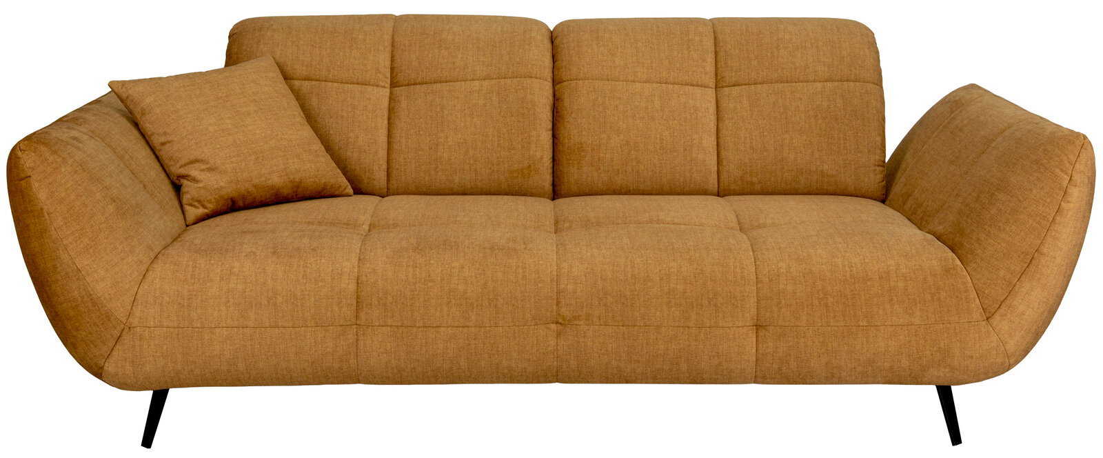 Ockerfarbenes 3-Sitzer-Stoffsofa mit gesteppter Polsterung, abgerundeten Armlehnen, schwarzem Metallfuß und losem Kissen, frontal aus der Vorderansicht freigestellt auf weißem Hintergrund
