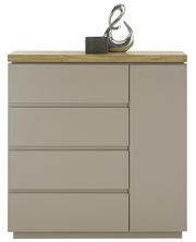 Moderne Kommode mit vier Schubladen und einer Tür, Holzoberfläche, dekoriert mit einer Skulptur und einem kleinen Behälter, Frontalansicht