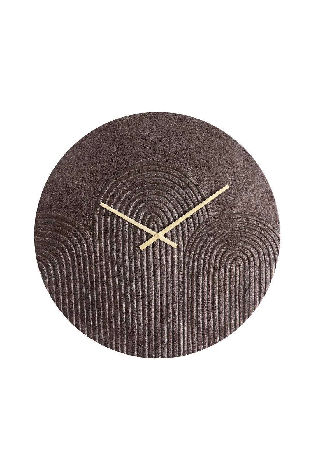 Runde Wanduhr mit strukturiertem, braunem Zifferblatt und goldenen Zeigern, Vorderansicht