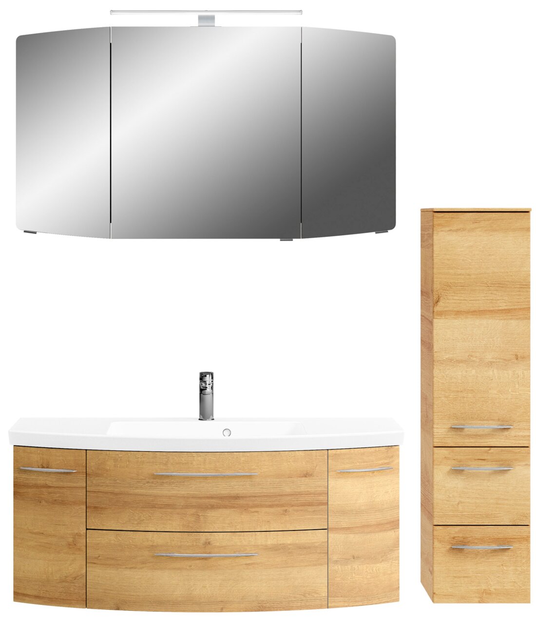 Moderne badkamercombinatie van hout met spiegelkast, wastafelonderkast en hoge kast, vooraanzicht